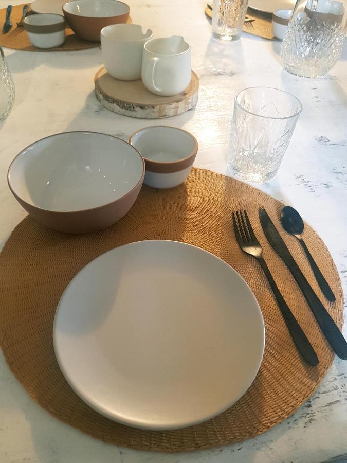 Peyo et Foodie Escou Buitenkant foto